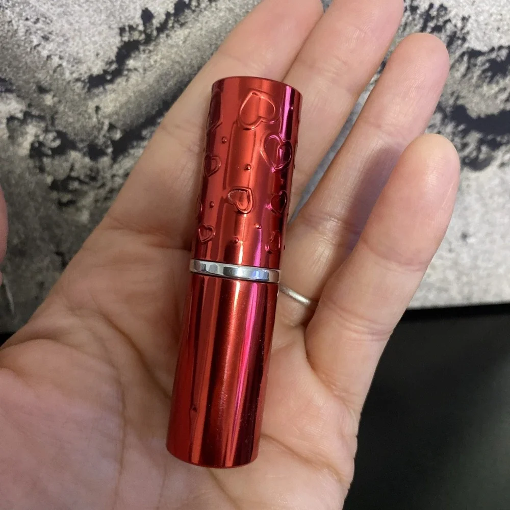 AVON‎ Color Rich Lipstick Red Hot Kiss New Full Size